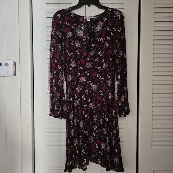 AEO Bell Sleeve Dress - Picture 3 of 5
